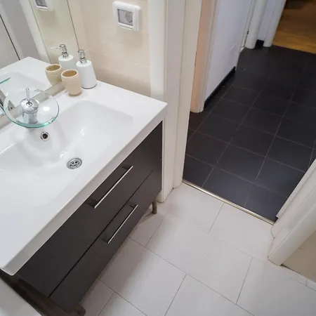 Park With Large Patio & Nature Therapy Apartment Bucharest