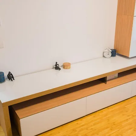 Park With Large Patio & Nature Therapy Apartment Bucharest